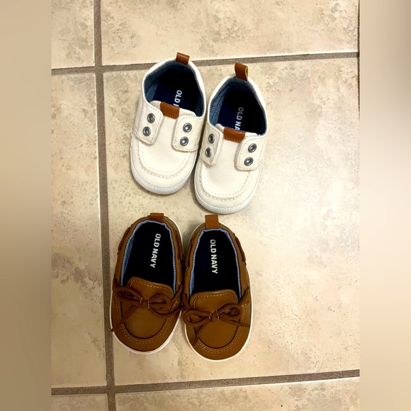 Old Navy 6-12 Month 2 Pairs Baby Boys Boat Canvas Slip On Shoes Sneakers - Picture 1 of 8